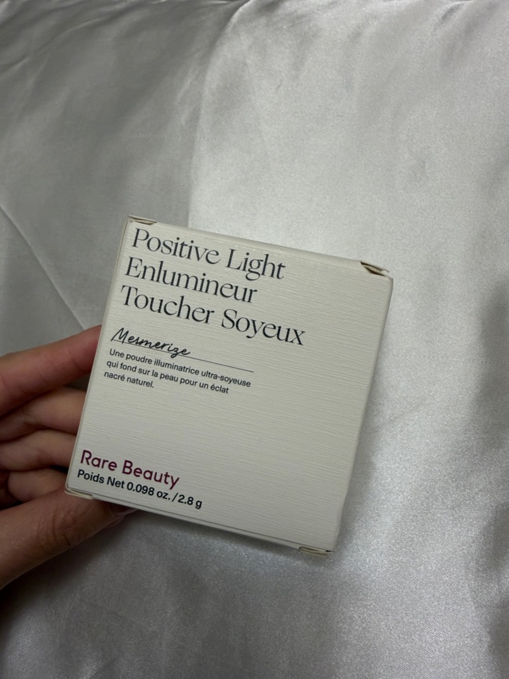 Rare Beauty Positive Light Highlighting Powder - Mesmerize Pink